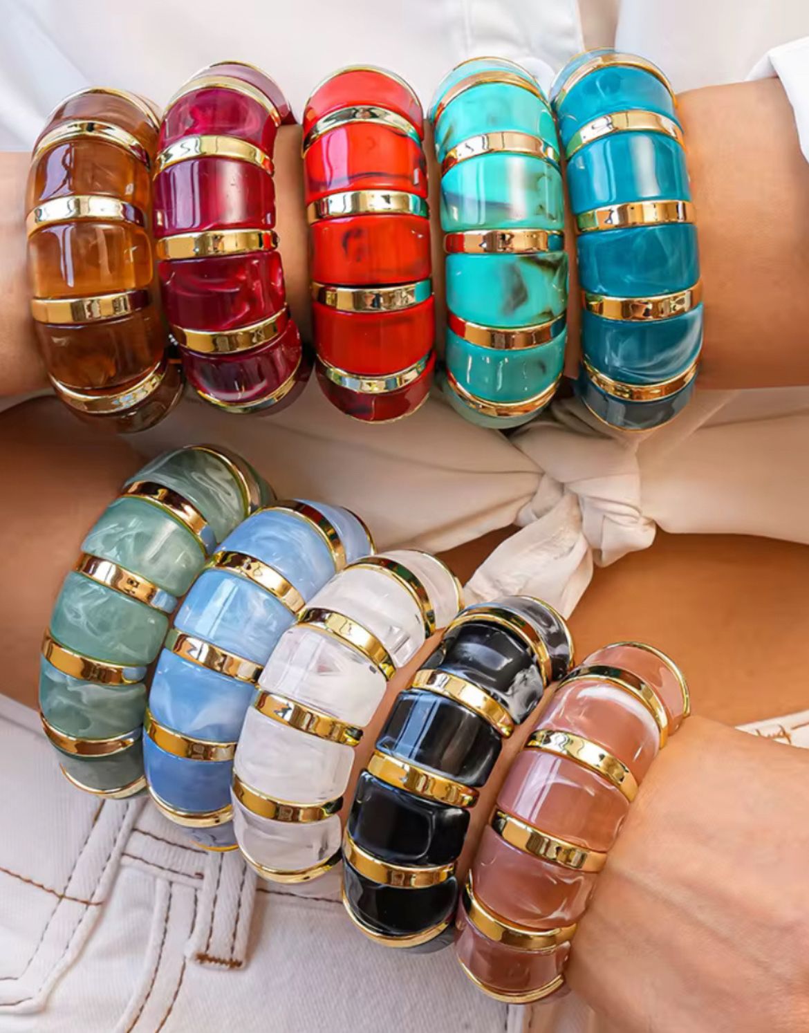 Bubble Resin Bangle (Black)