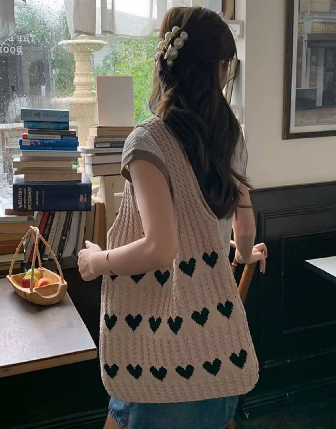 Geometric Hearts Crochet Bag (Beige)