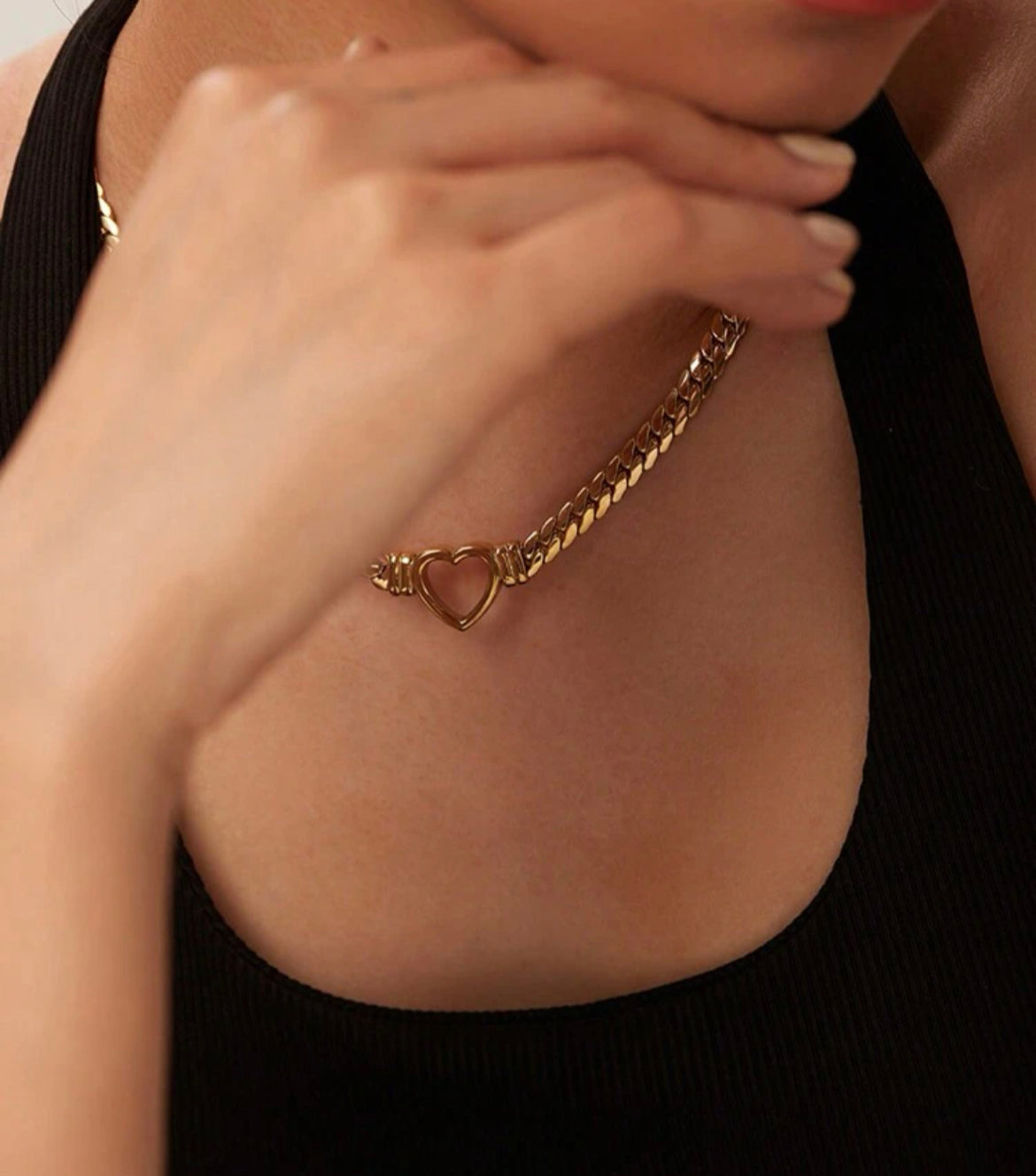 Heart Chain Necklace (18k Gold Plated)