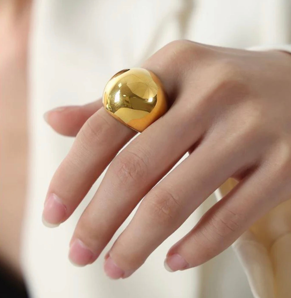 SuperNova Ring (Golden)