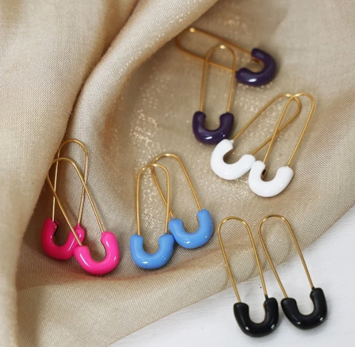 Enamel Safety Pin Earrings (Black)