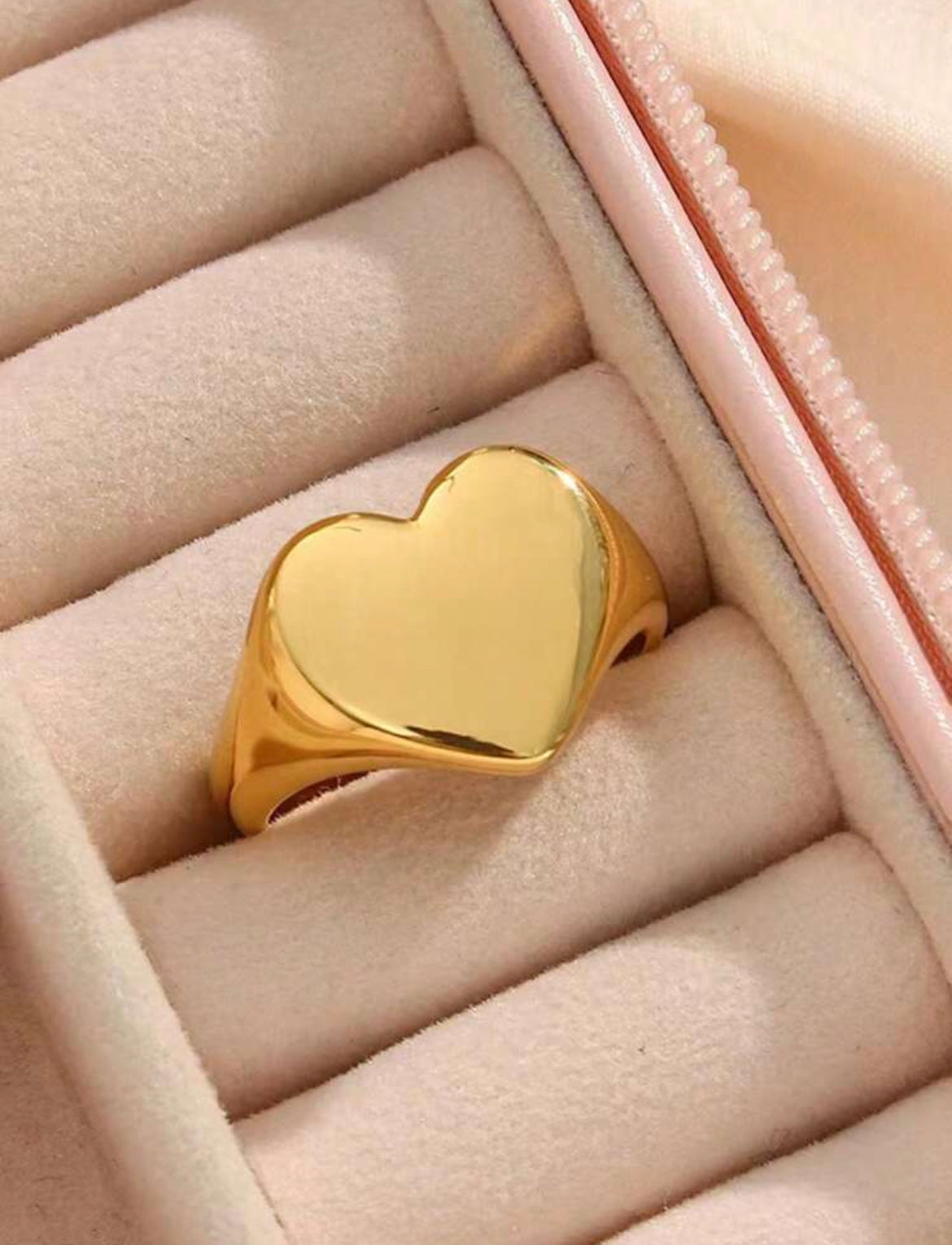 Love Ring (Gold)