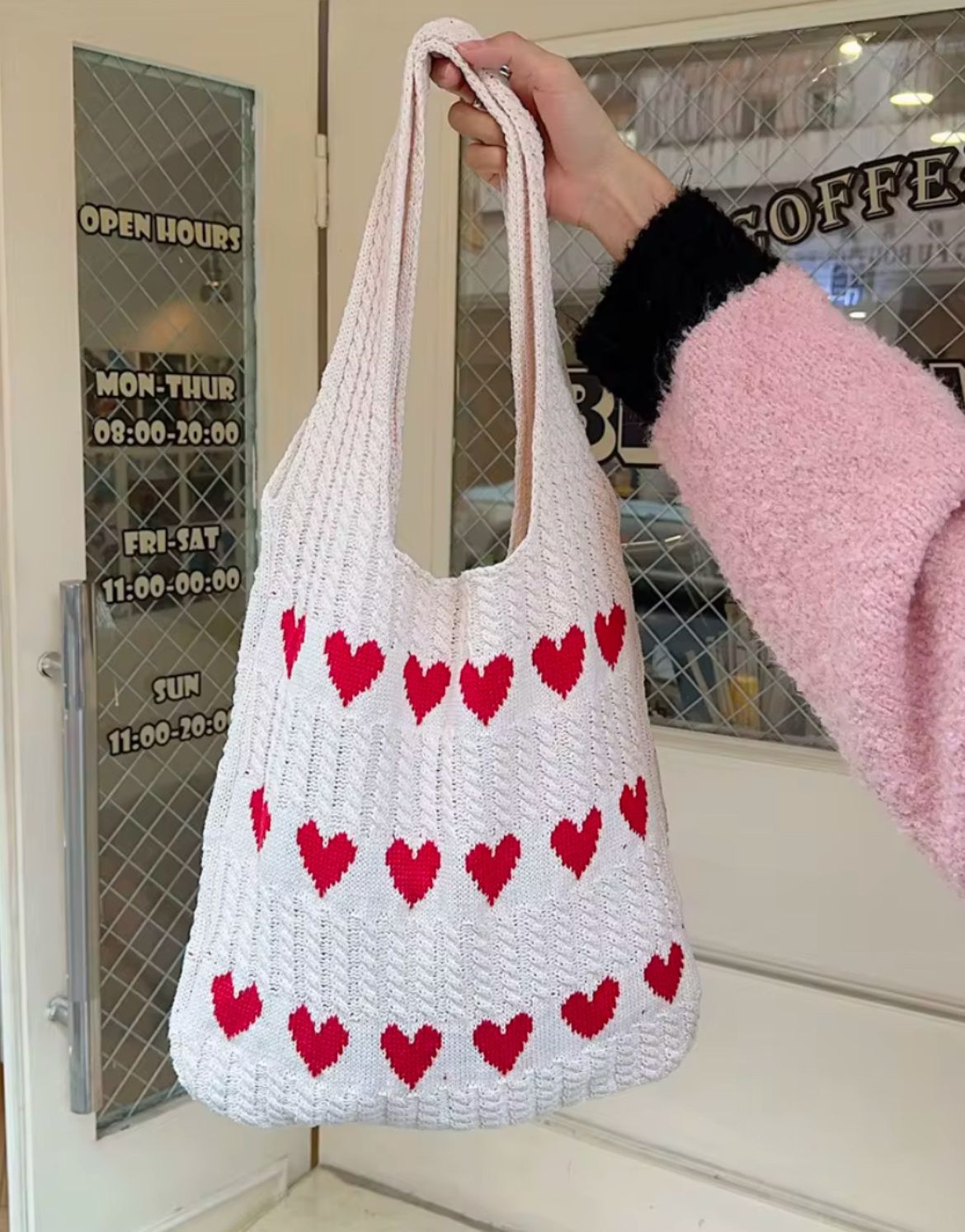 Geometric Hearts Crochet Bag (Red)