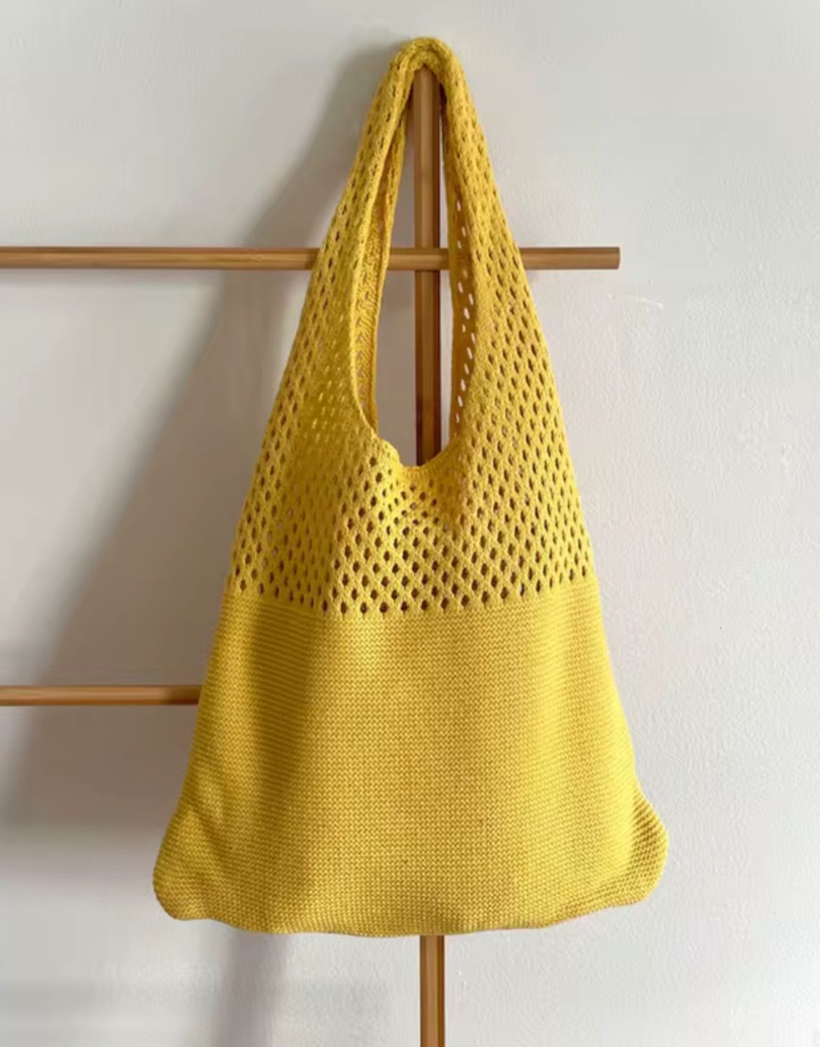 The Day Dreamer (Yellow)