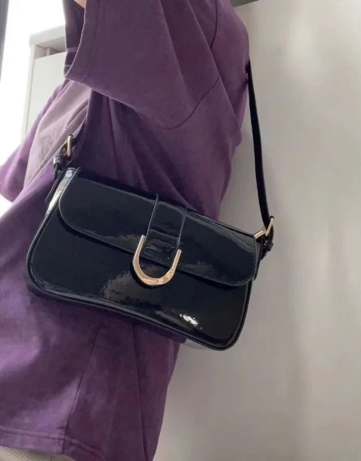The Starlet (Black)