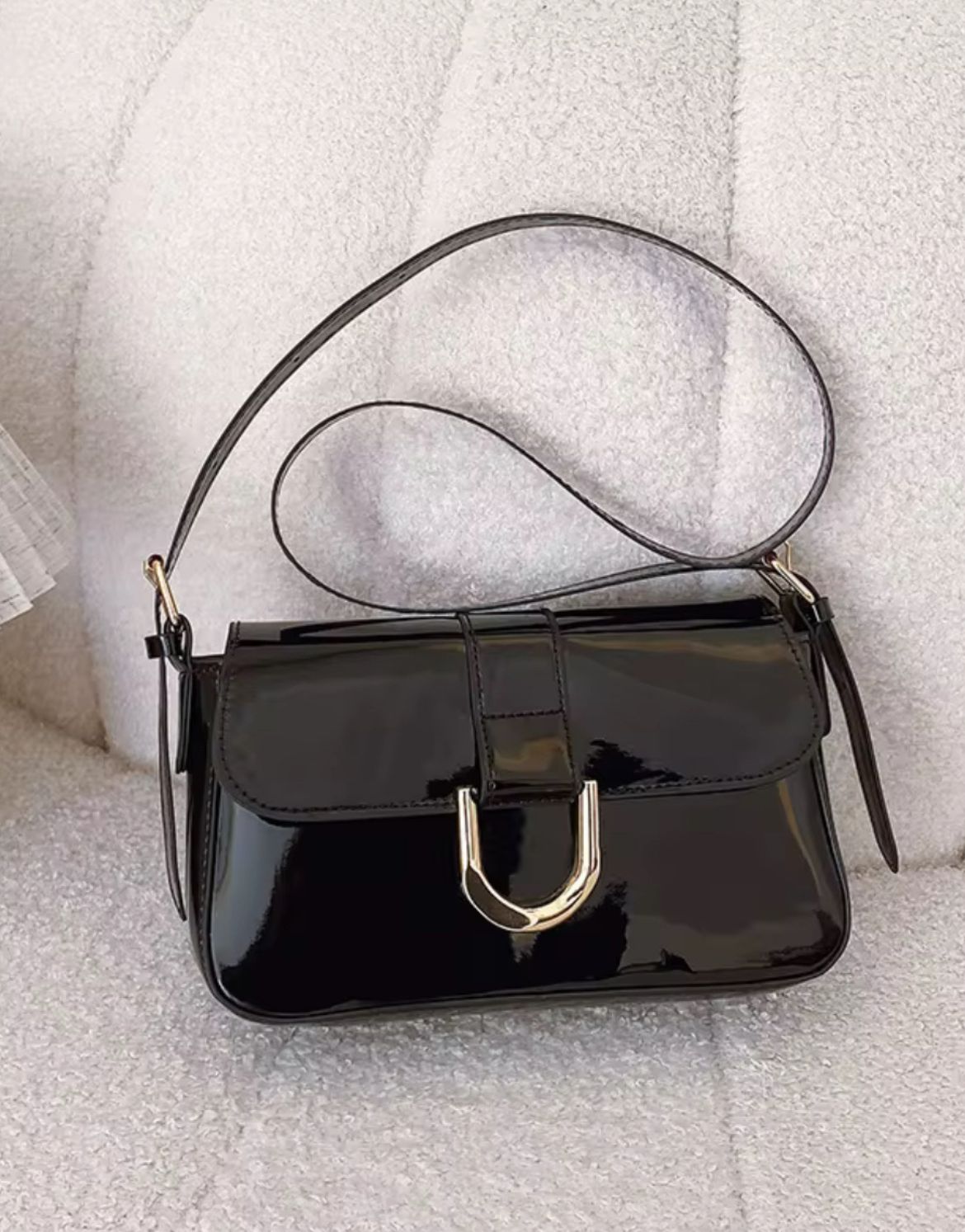 The Starlet (Black)