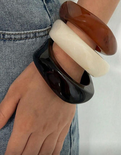 Resin Bangle (White)