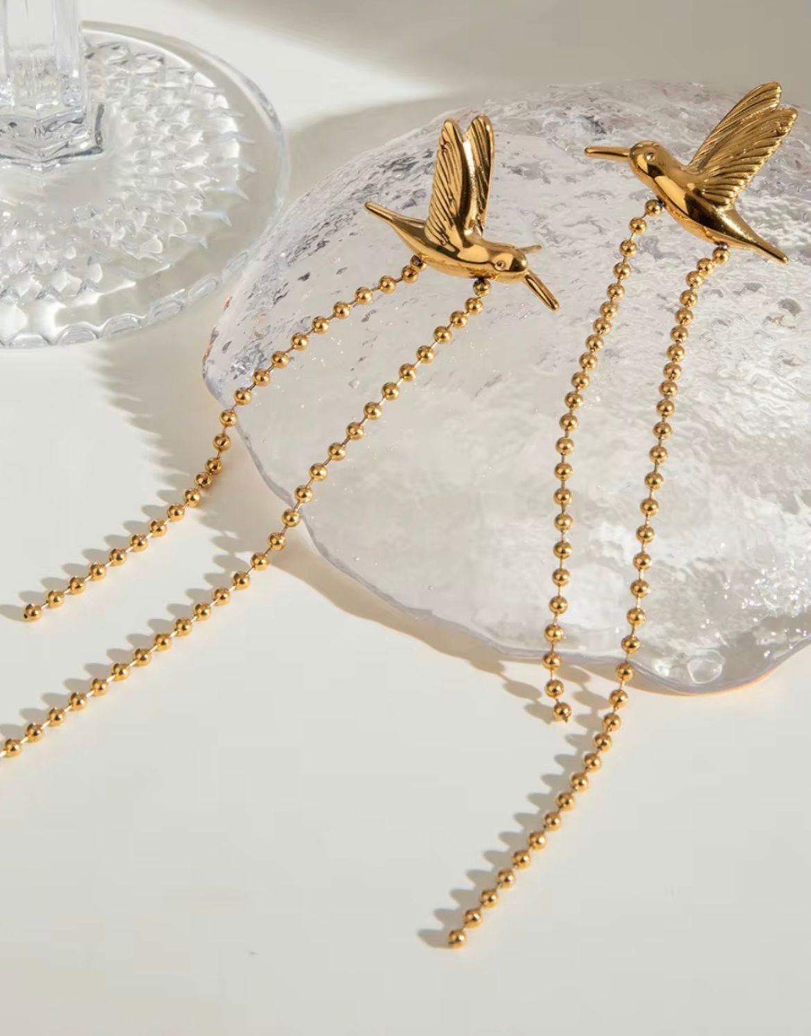 Soaring Chains