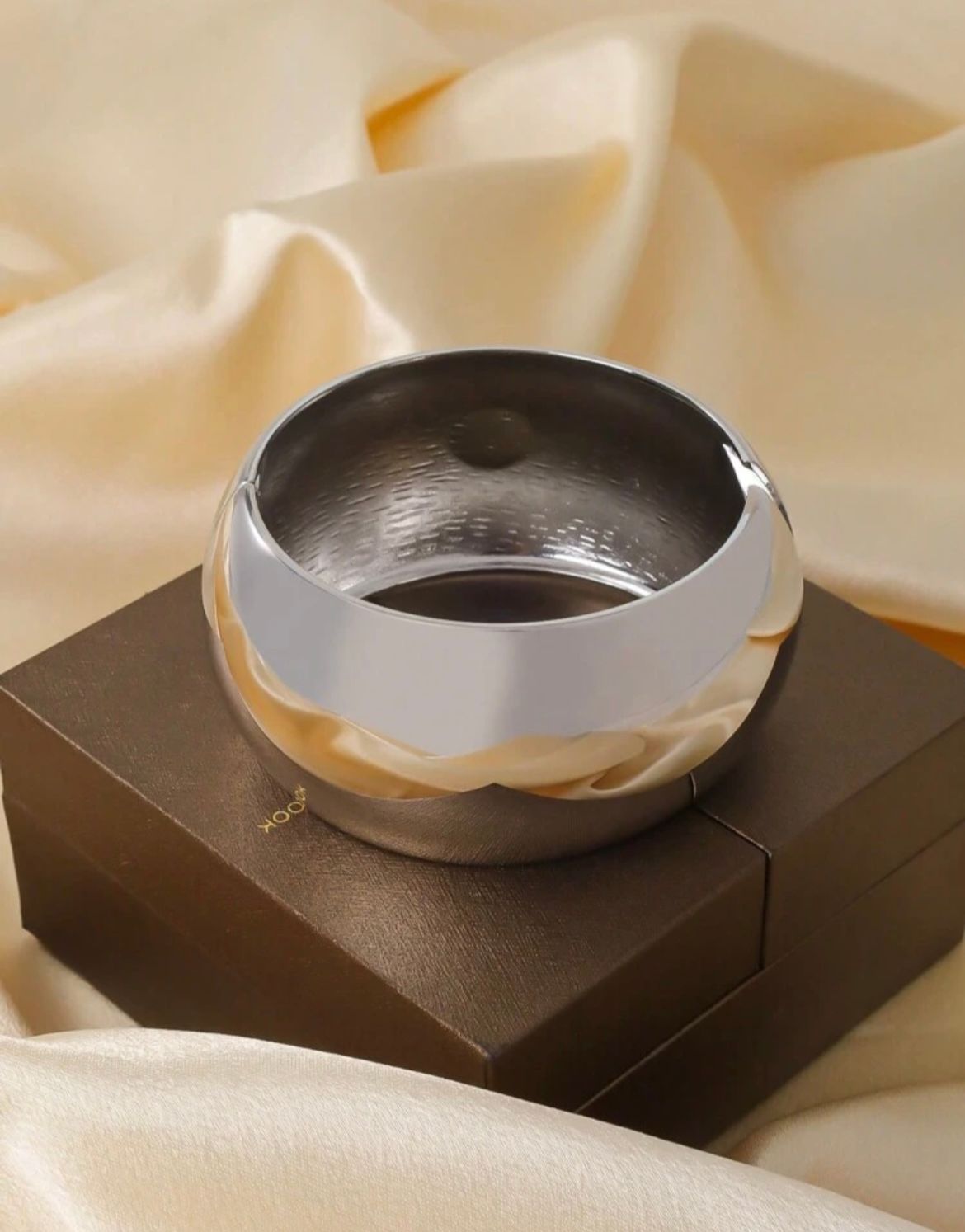 Chunky Bangle (Silver)