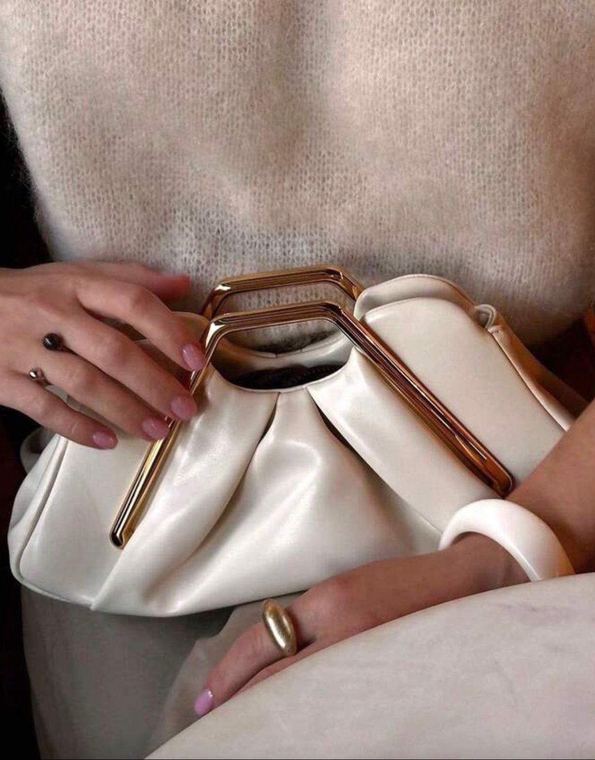 The Modernist (White)