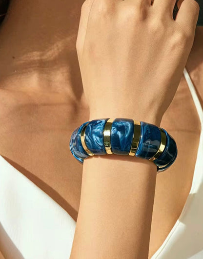 Bubble Resin Bangle (Navy Blue)