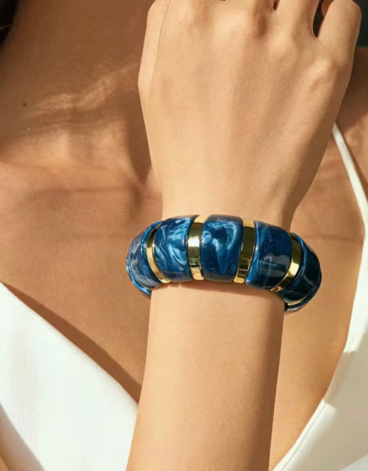 Bubble Resin Bangle (Navy Blue)