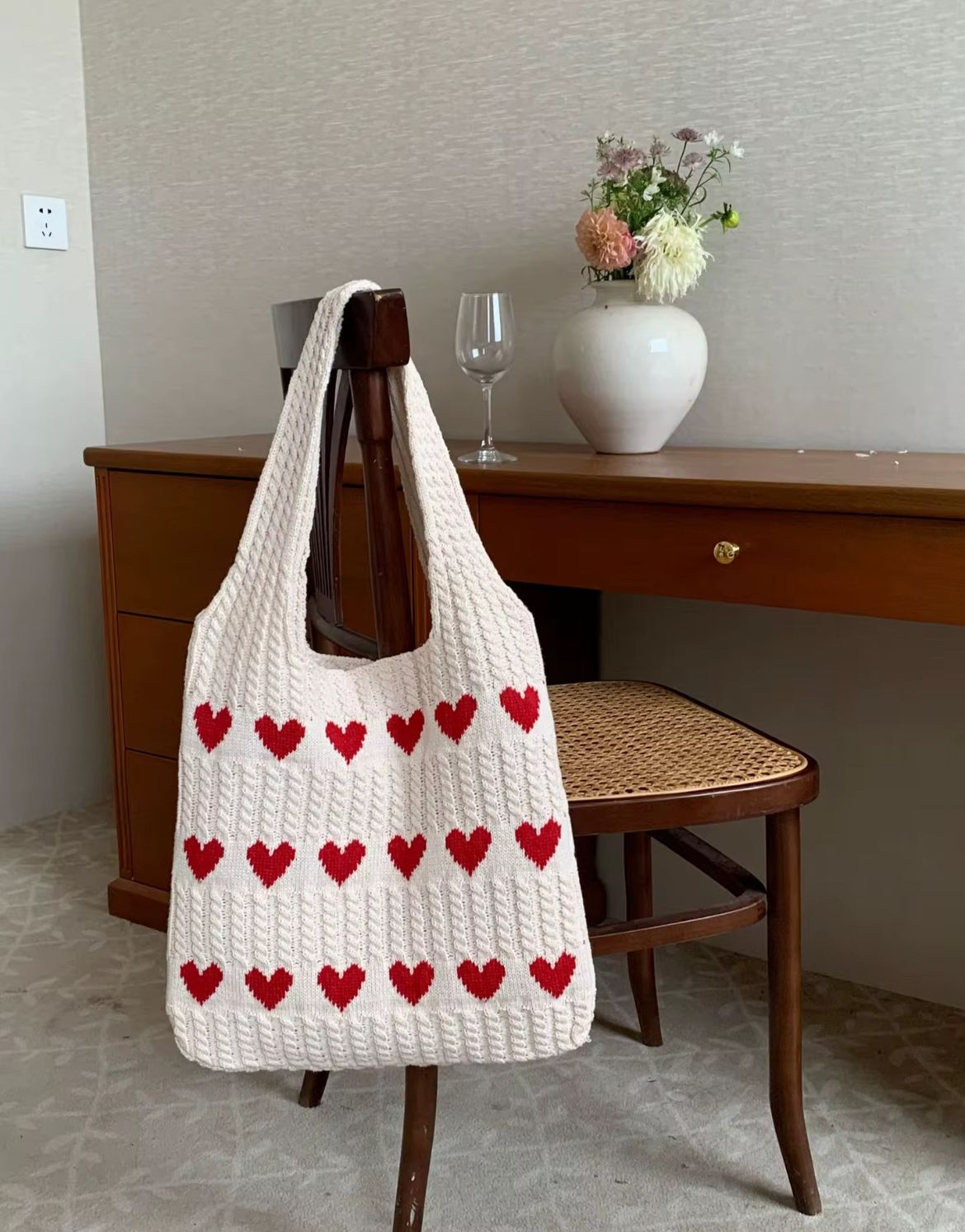 Geometric Hearts Crochet Bag (Red)