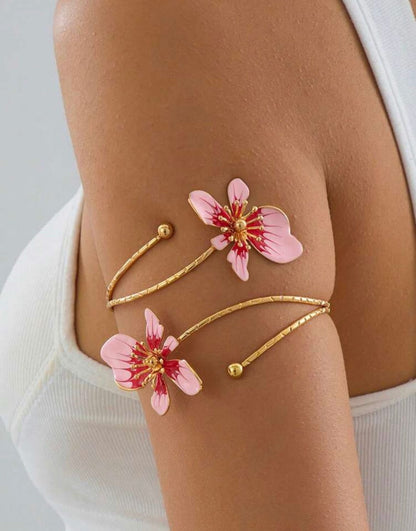 Petal Cuff (Pink)