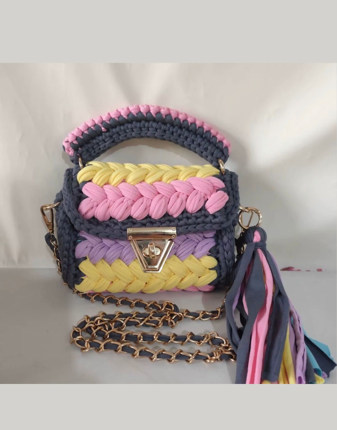 The Flirt (Navy/Yellow)