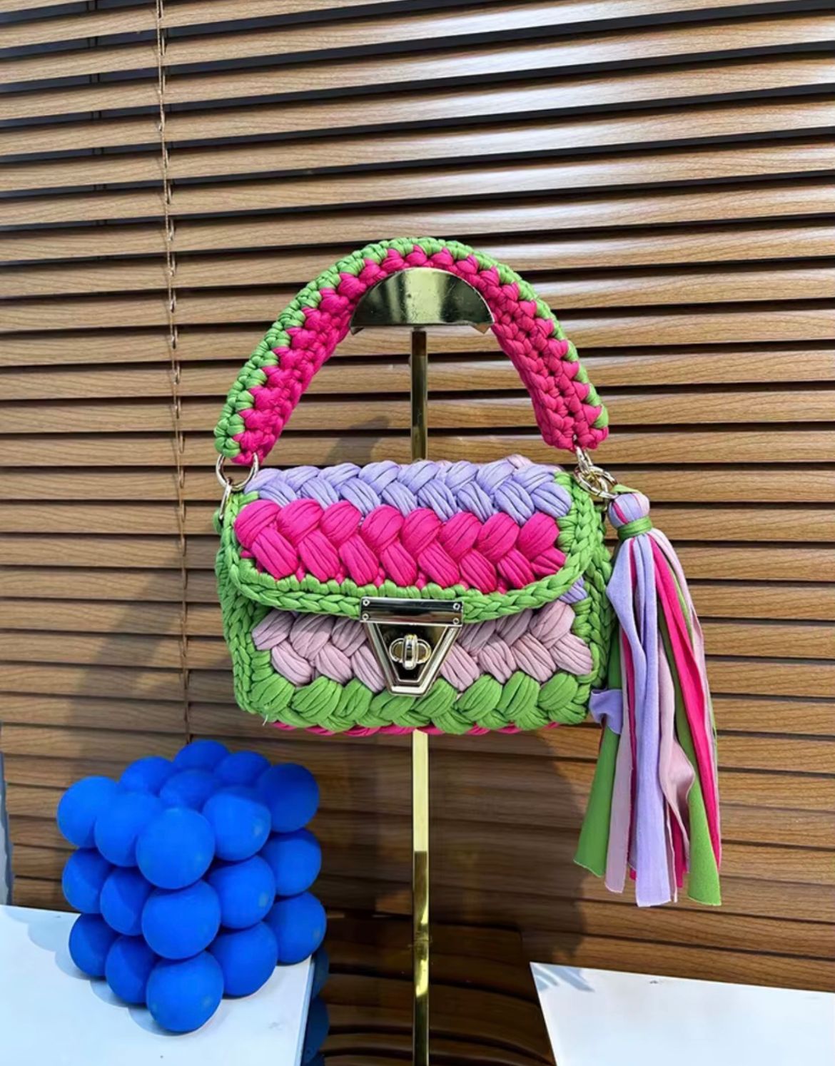 The Flirt (Green/Pink)