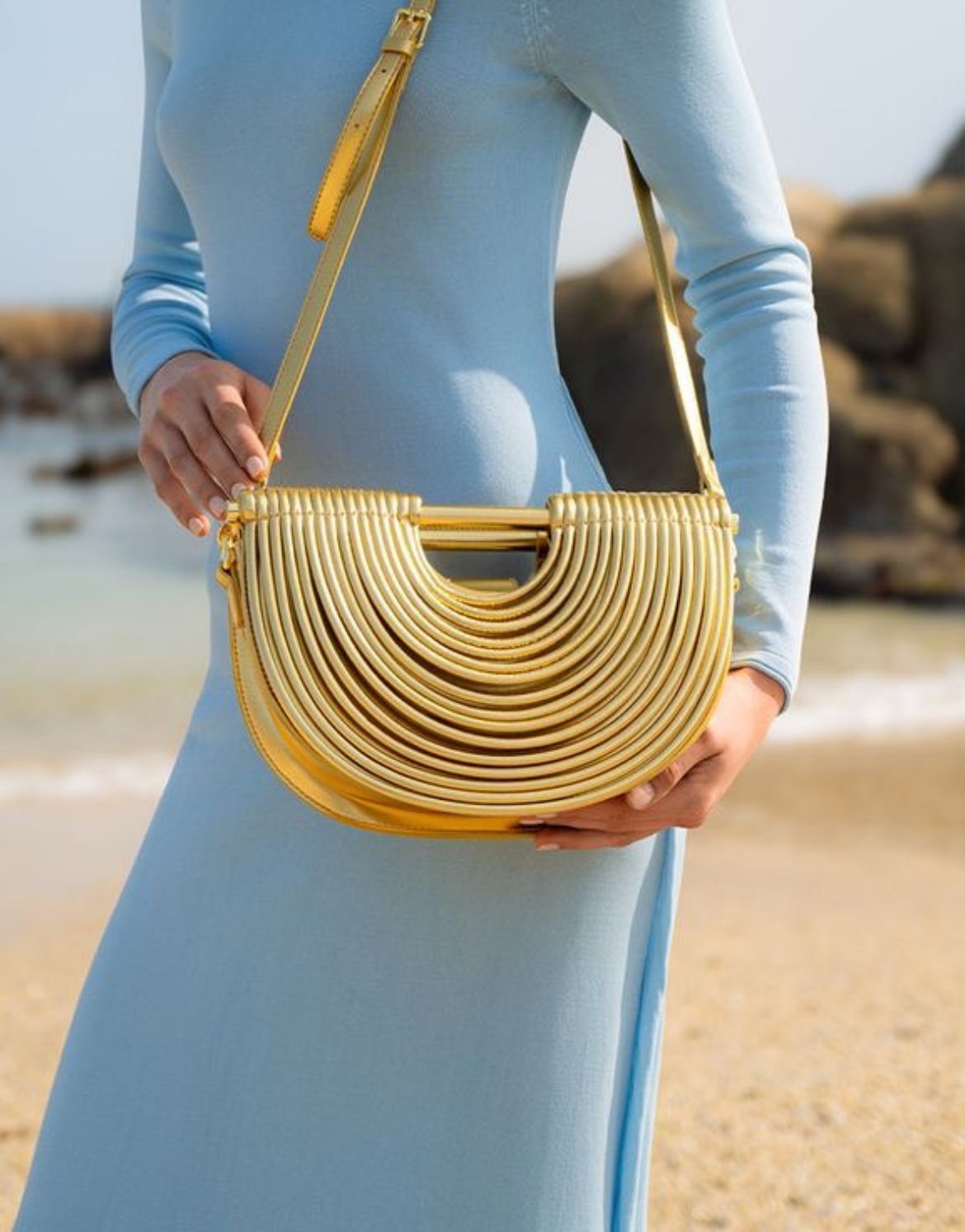 The Socialite (Gold)