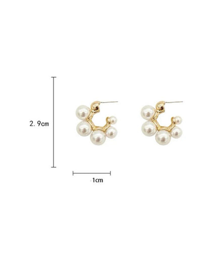 Pearl Studs