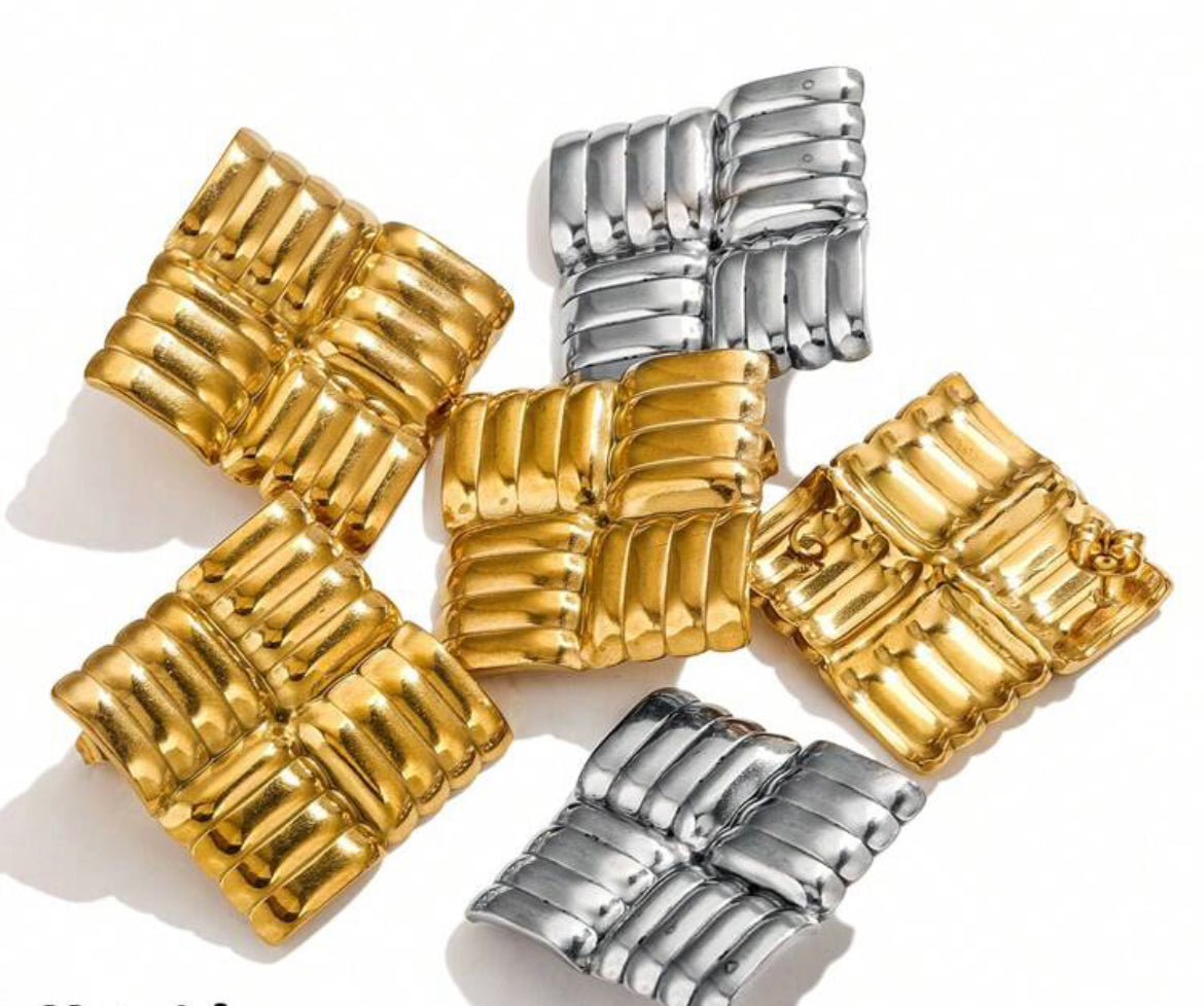 Square Textured Studs (Gold)
