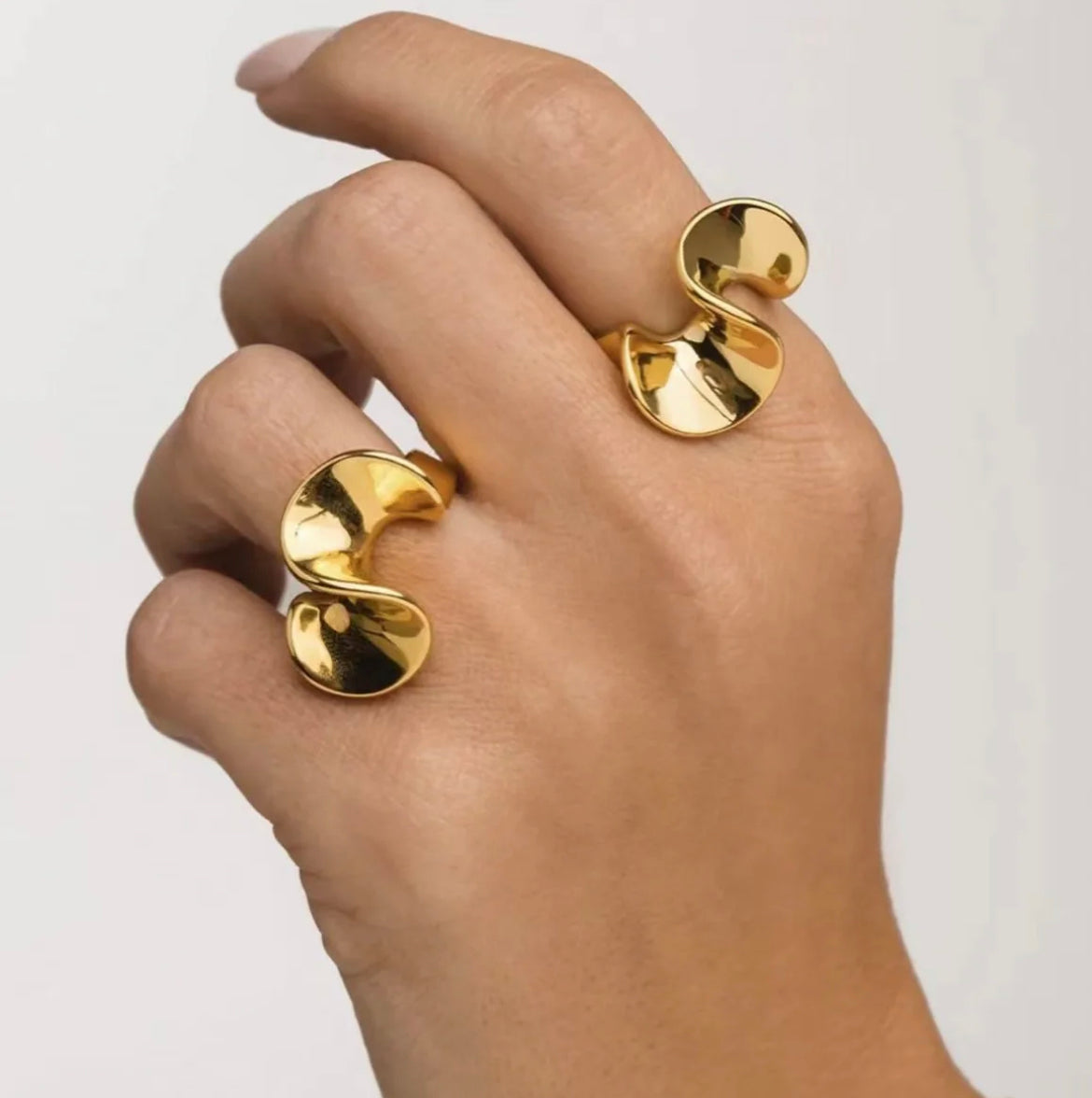Swirl Ring (Gold)