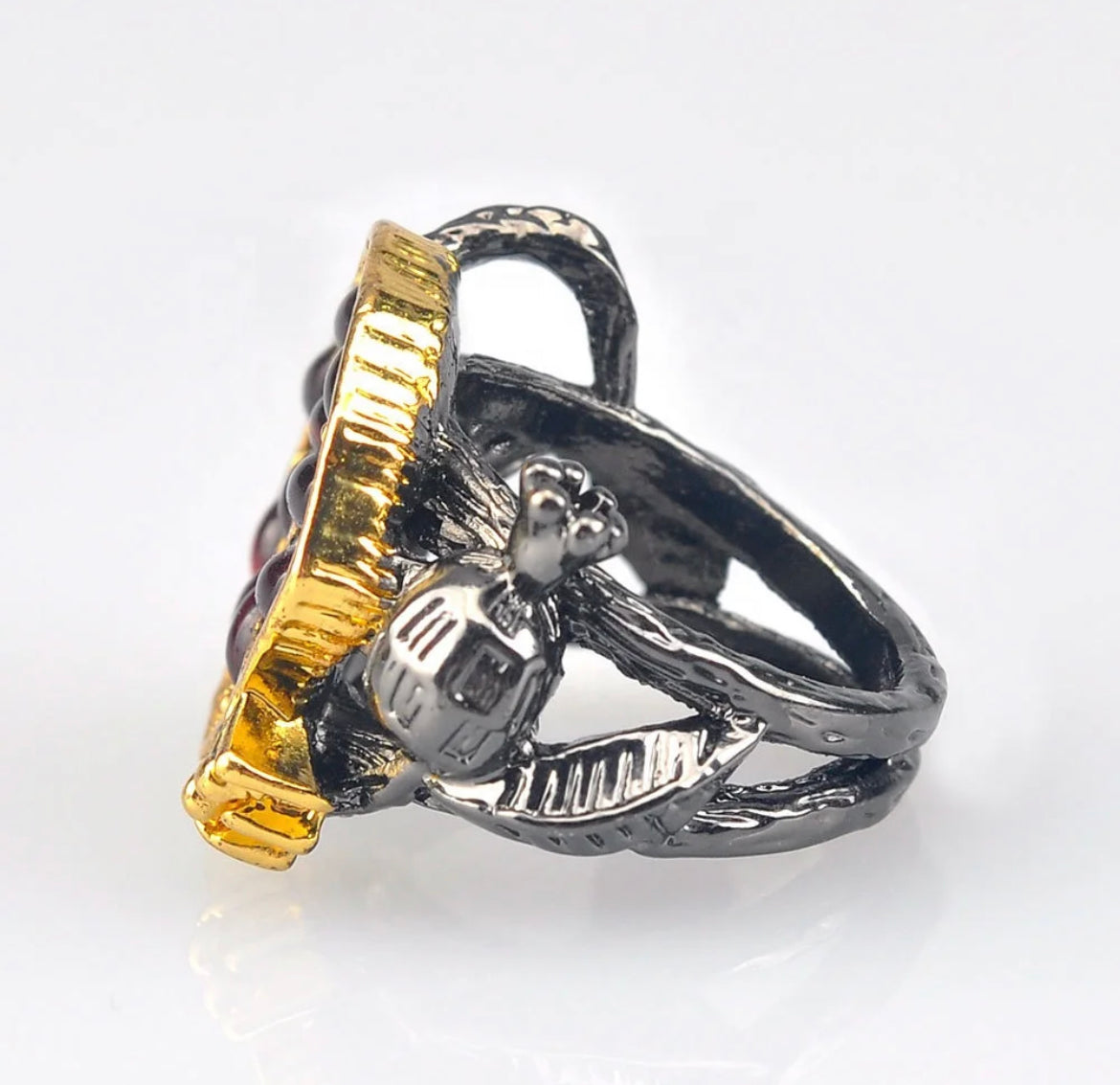 Pomegranate ring