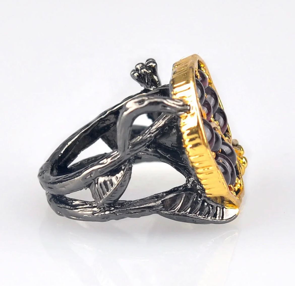 Pomegranate ring