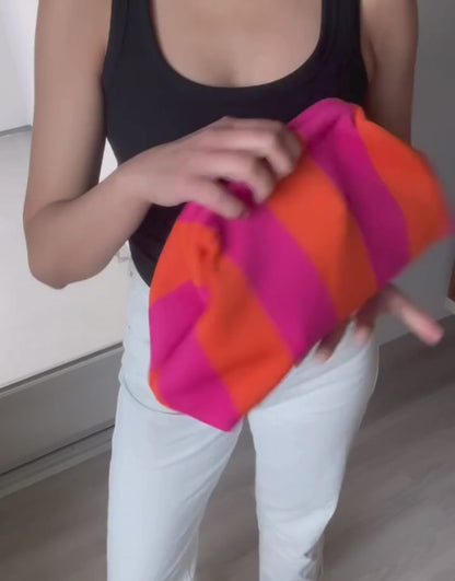 The Shape-Shifter (Dark Pink/Dark Orange)